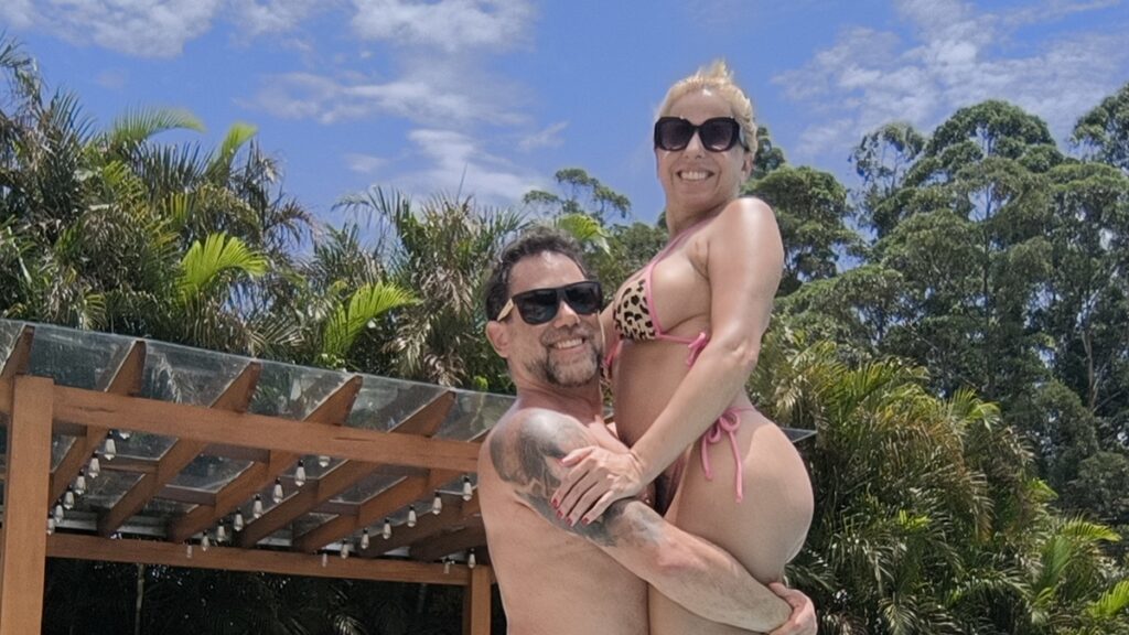 Marina e Marcio Piscina Swing